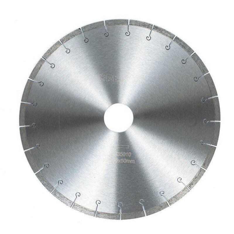 Dekton cortando la cuchilla con ranura para pez fish