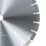 Concrete blade