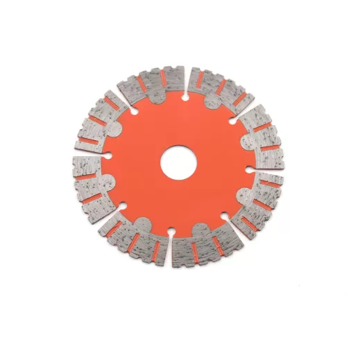 hot-pressed diamond turbo cutting blade with protective teeth