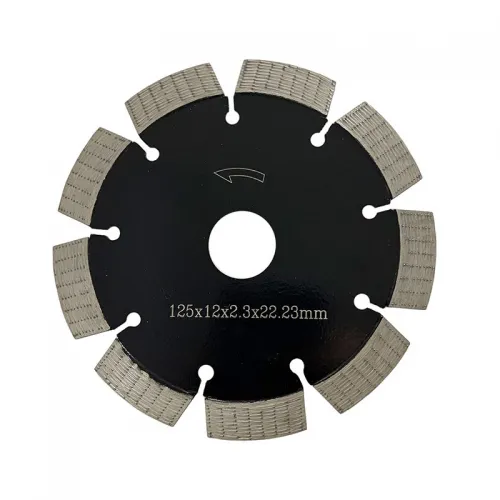 Concrete diamond cutting blade