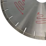Diamond cutting disc for dekton